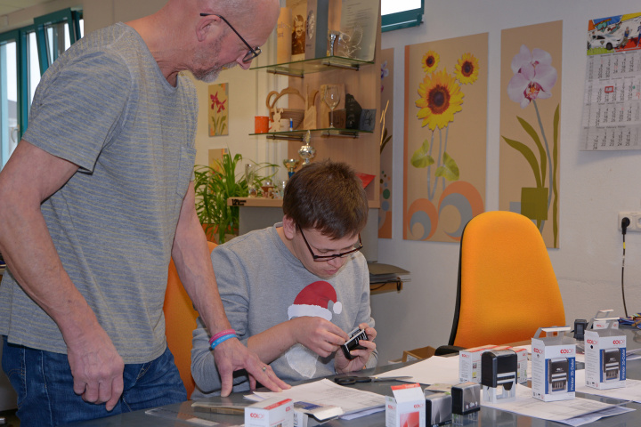 Stempelfertigung und Lasergravur